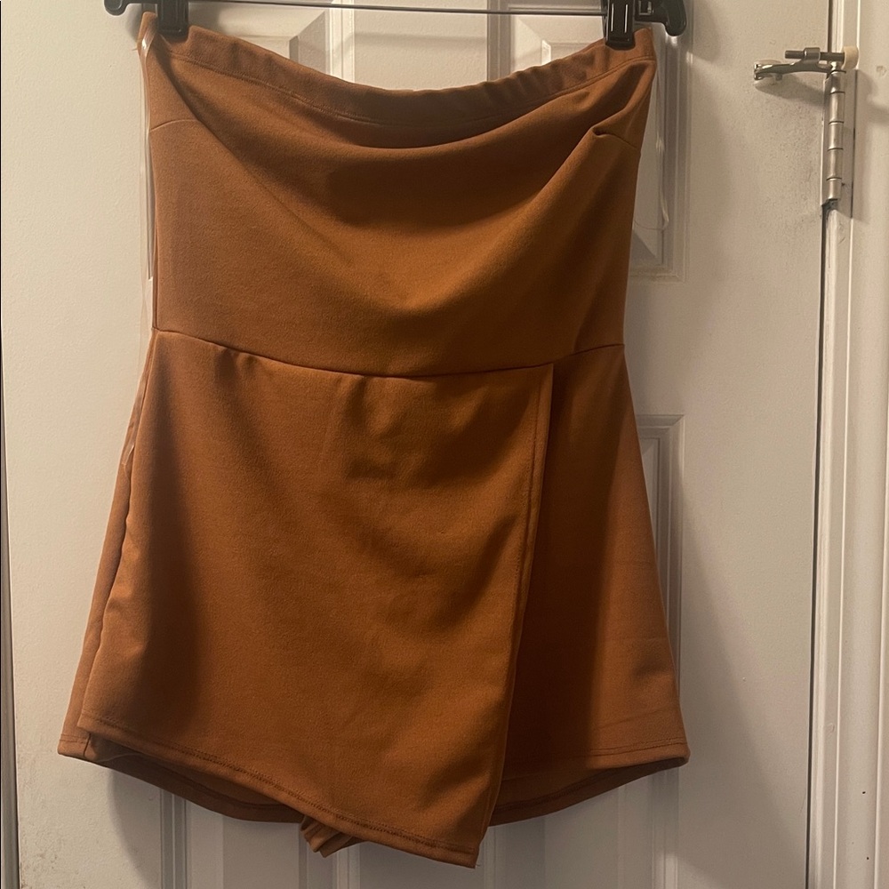 Windsor Camel Strapless Skort